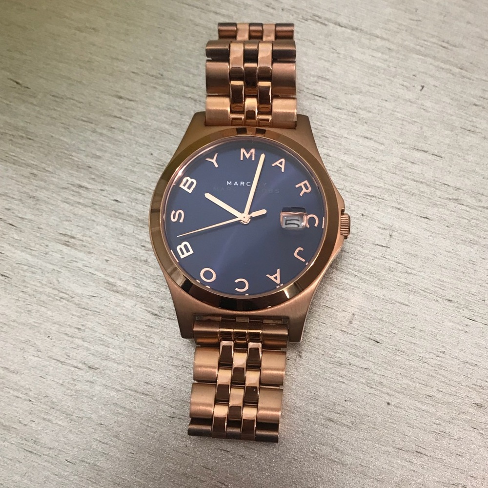 FINAL PRICE: Marc Jacobs Rose Gold Watch